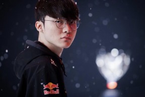 Faker在利物浦比赛中比分优势明显，回归赛场引发热议！(利物浦2021年比赛)