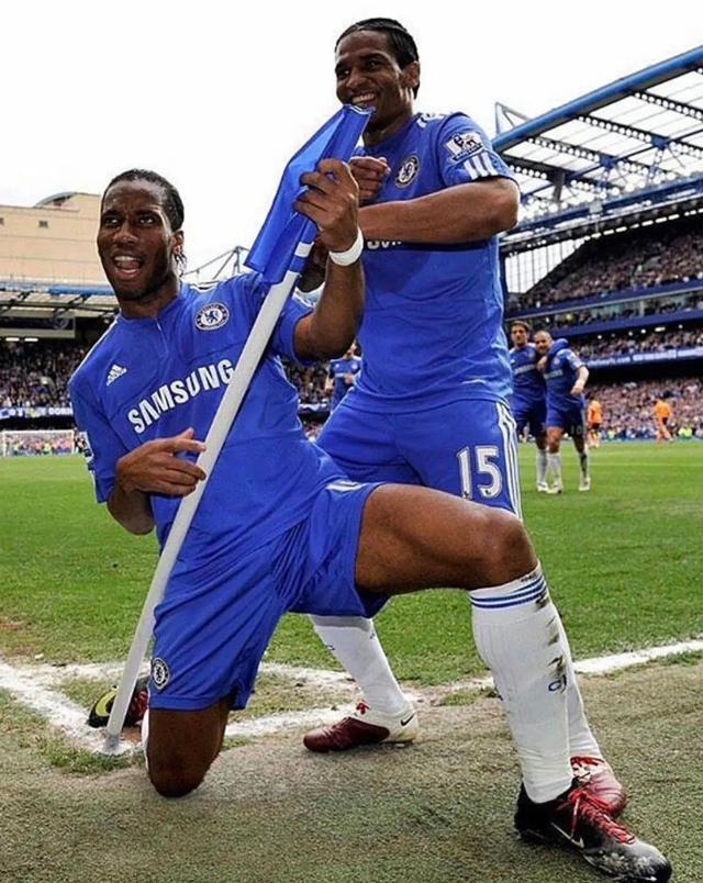 德罗巴赛事官方发布逆转新规，切尔西争议不断！的简单介绍