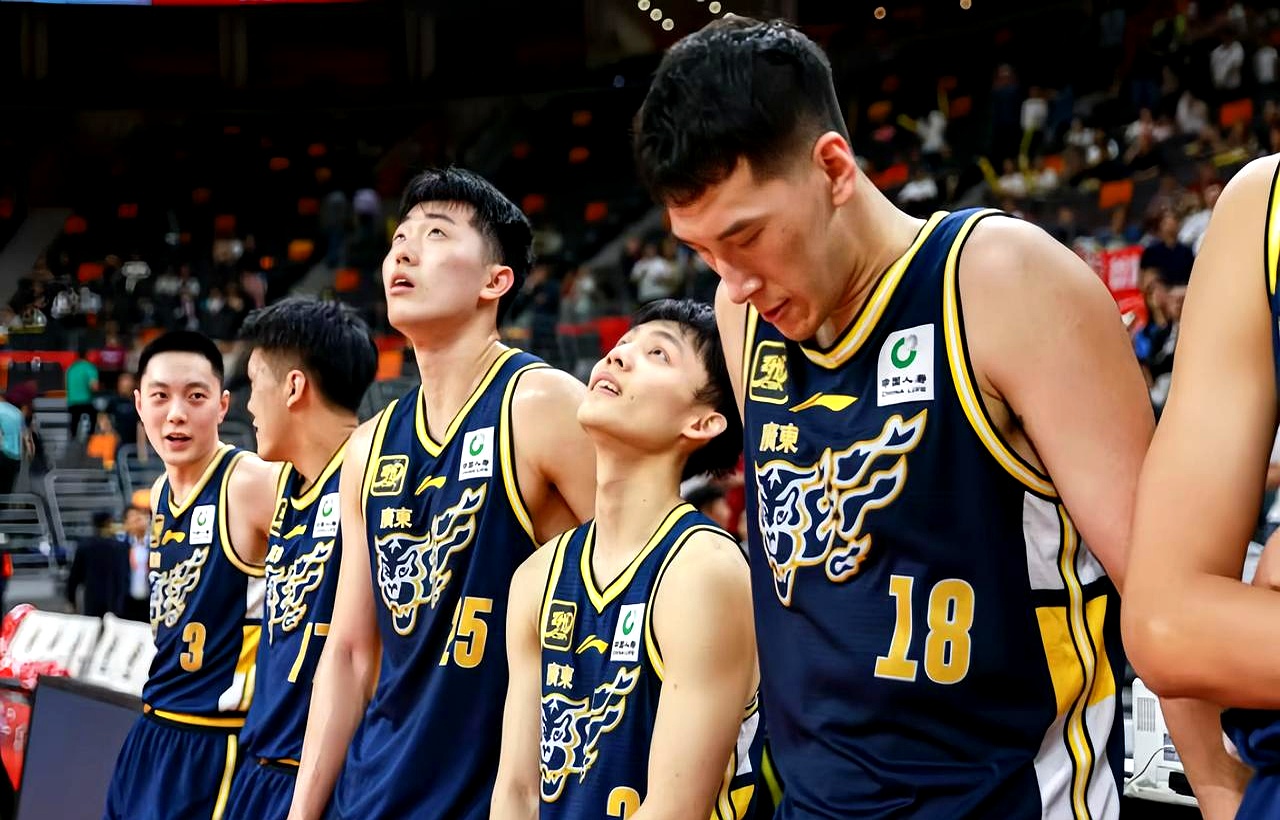 CBA季后赛关键时刻走向成谜，斯图加特止住颓势，引发热议，细节决定成败的简单介绍